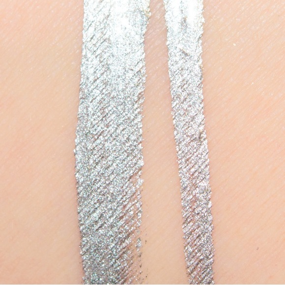 MAC COSMETICS 24-Hour Waterproof Liner - “Misty Me” - Picture 3 of 4